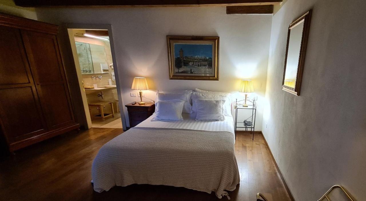 Hotel Piazza Vecchia Бергамо Экстерьер фото