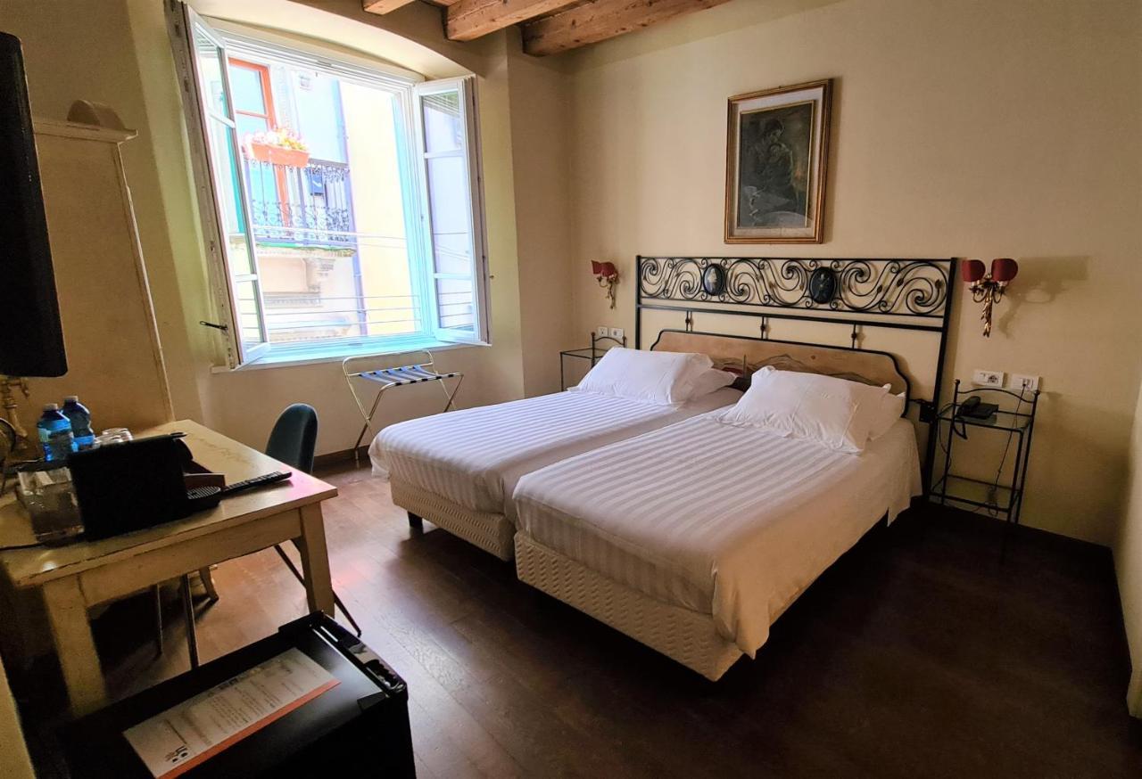 Hotel Piazza Vecchia Бергамо Экстерьер фото