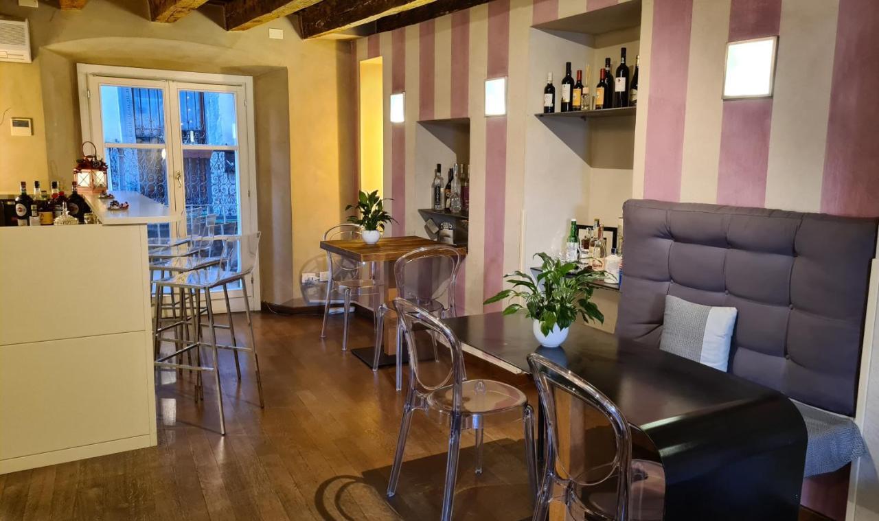 Hotel Piazza Vecchia Бергамо Экстерьер фото