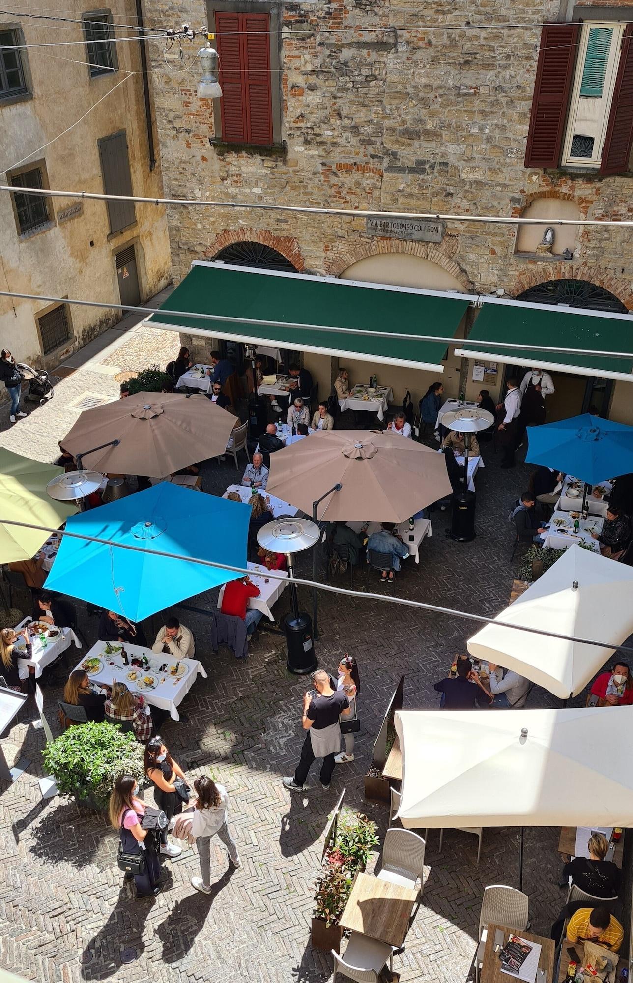Hotel Piazza Vecchia Бергамо Экстерьер фото