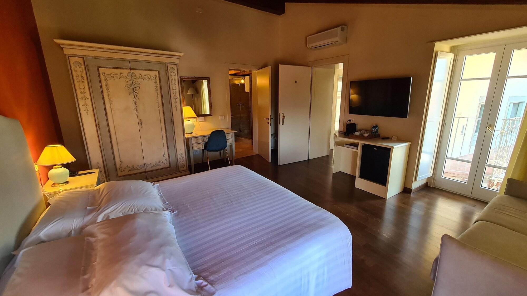 Hotel Piazza Vecchia Бергамо Экстерьер фото